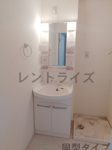 ファミール南山 Ｂの洗面所