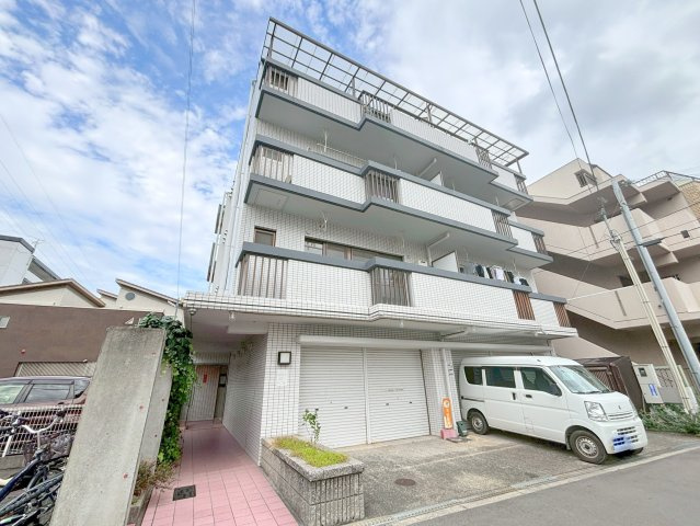 阪本ハイツの外観