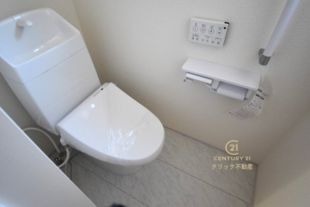 リーブルガーデン  水戸内原町　第12　3のトイレ|１階と２階、２ヶ所に清潔なトイレ。
毎日使う空間と機能だから、いつまでも清潔なスペースであってほしいのがトイレです。