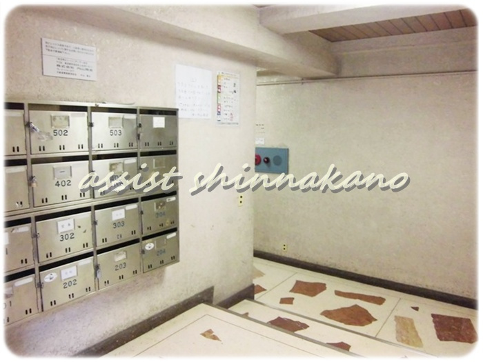 弥生町ビレッジのエントランス