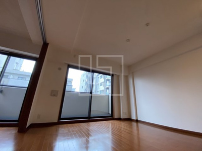 【居間・リビング】 | リーガル京町堀 | リーガル京町堀　リビング・ダイニングスペース