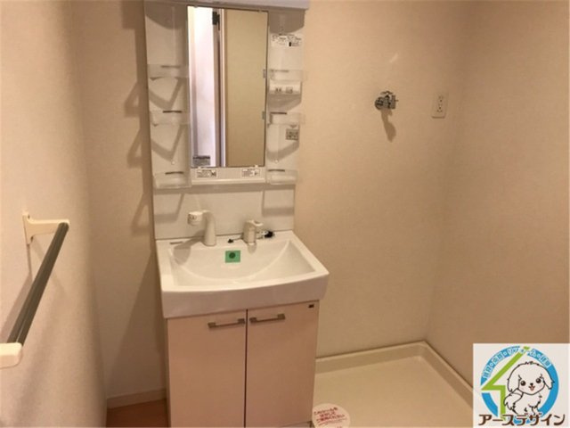 ネーブルソフィア藤江の独立洗面台|パース写真