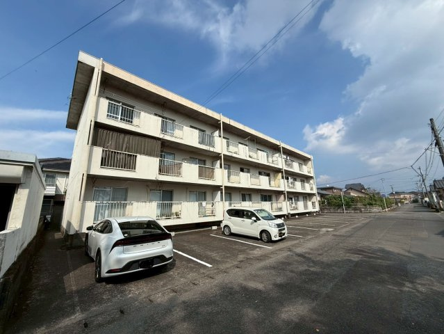 都城市　RC一棟マンションの外観