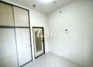 【居間・リビング】 | パンシオン上尾Ｎｏ．１ | 洋室のお部屋です。