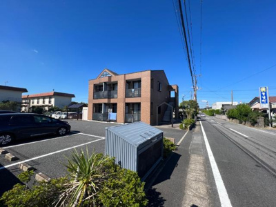 【外観】 | カラード・リーブス | 外観写真（昼）