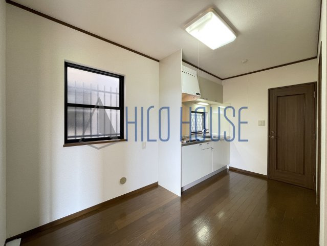 鶴舞4丁目戸建貸家のキッチン