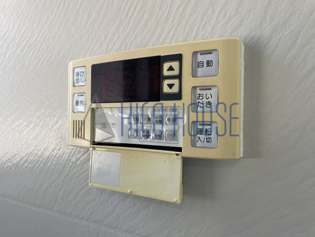 鶴舞4丁目戸建貸家の浴室