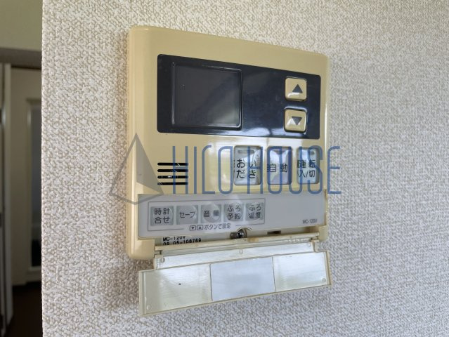 鶴舞4丁目戸建貸家の浴室