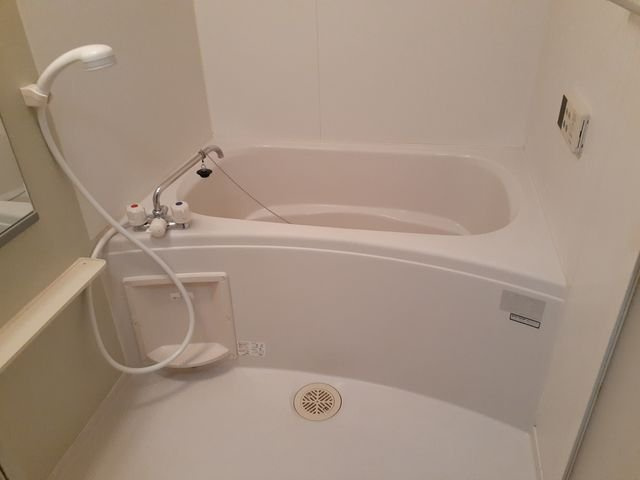 【浴室】 | アルカンシエルⅢ | 日々の疲れを癒すお風呂付です