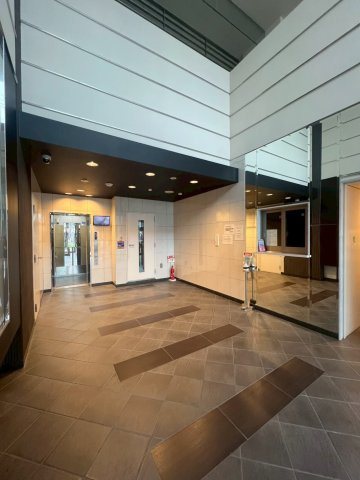 エステムコート神戸・県庁前のエントランス