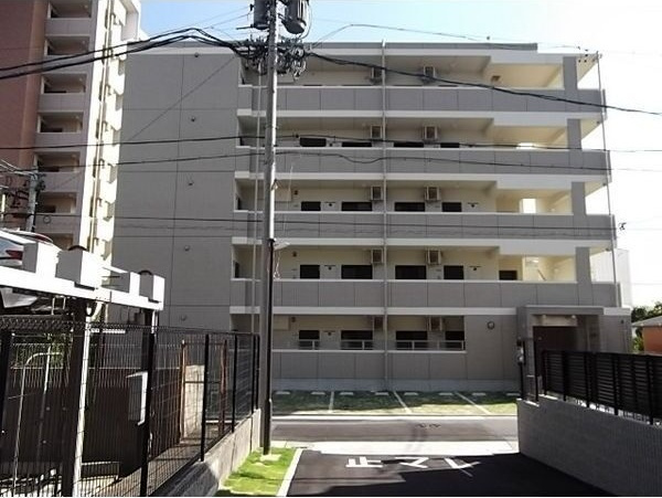 Le.e‘clat (ル・エクラ)