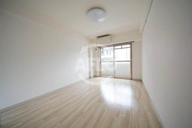 アーデン森之宮の洋室|アーデン森ノ宮　開放的なお部屋