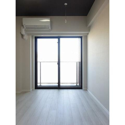 【居間・リビング】 | Le'a横濱アヴニール | 2面採光の明るいリビング♪