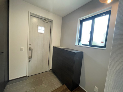 【玄関】 | 吉志新町一丁目6番2号（C-32）