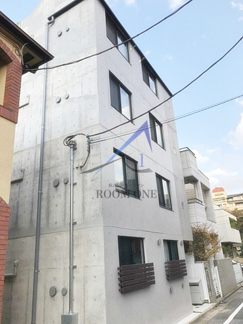 COCO　SQUARE　AYASE