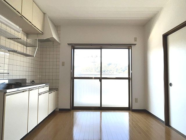 BSハイツの居間・リビング