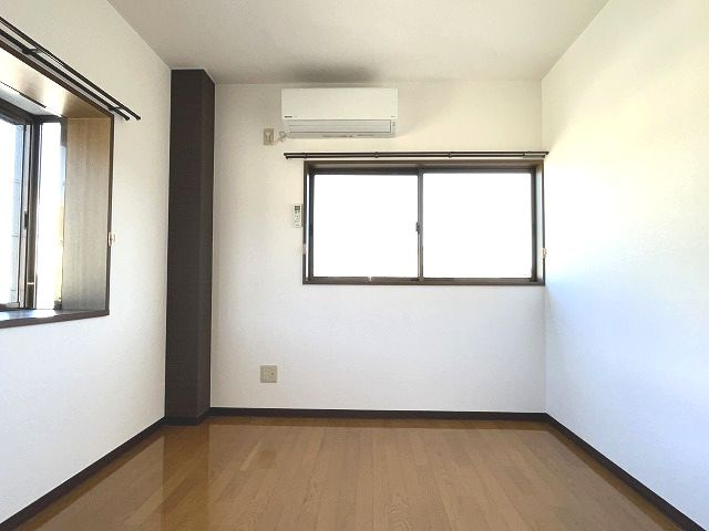 BSハイツの居間・リビング