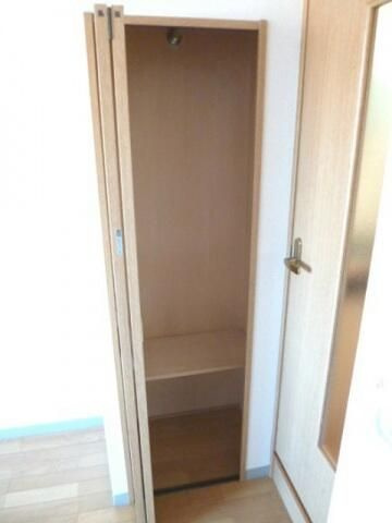 スカイコート目白台の収納