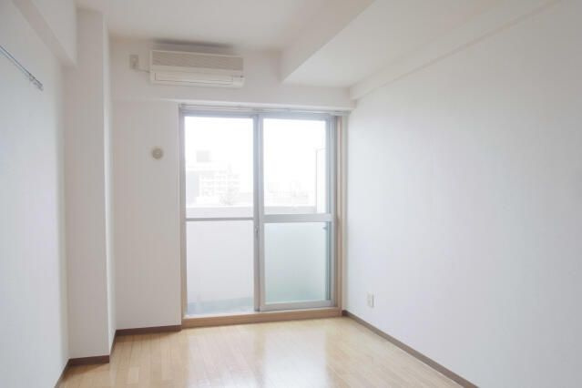 スカイコート目白台の居間・リビング