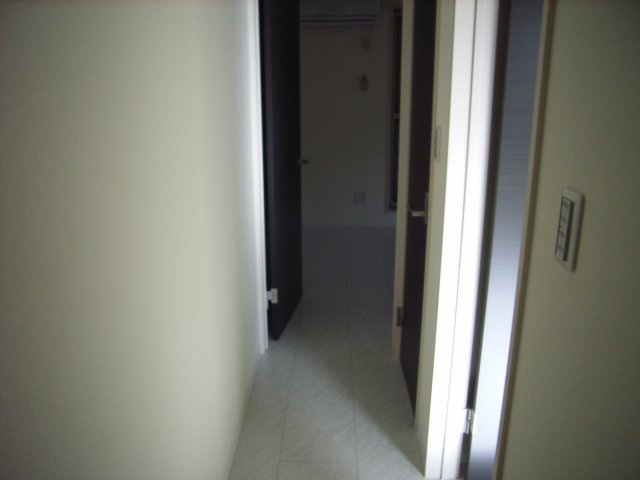 サンスイの内装