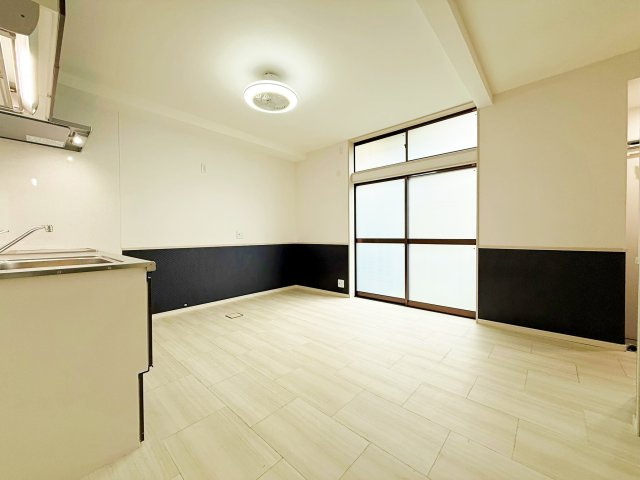 何合邸の居間・リビング