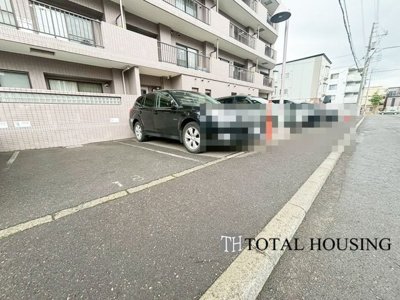 【駐車場】 | リラハイツ南郷 | 平面駐車場です。