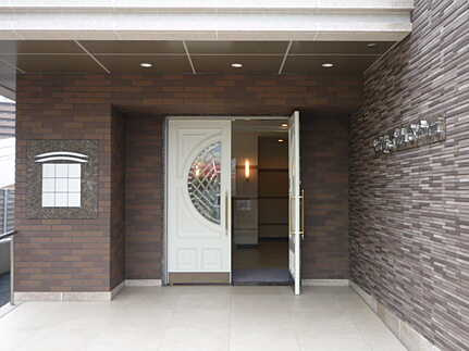 ヴェルディ府中南のエントランス