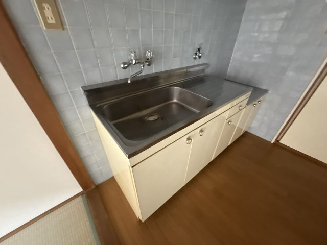 メゾン大半田のキッチン