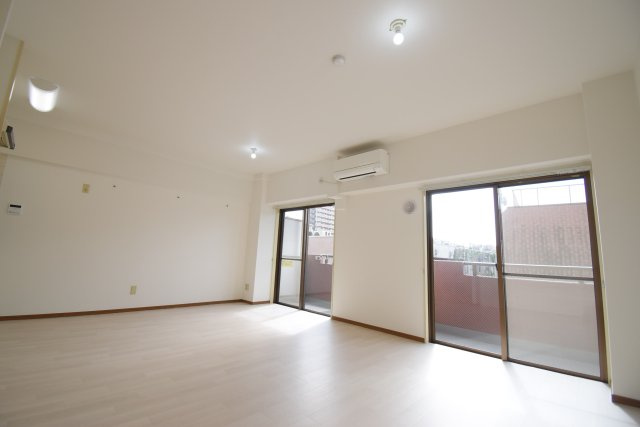 ARTS SHIROKANE(アーツシロカネ)の居間・リビング