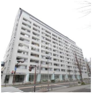 ルネ・ブランシュ横浜海岸通りの外観