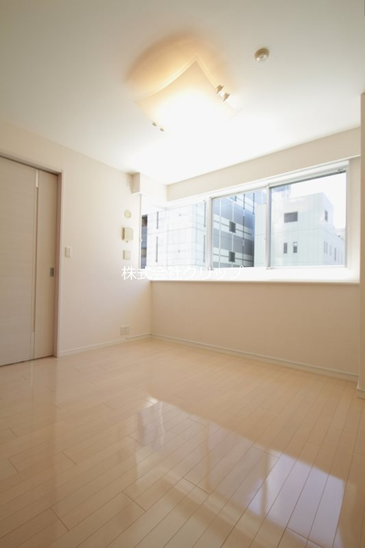 ルネ・ブランシュ横浜海岸通りの居間・リビング