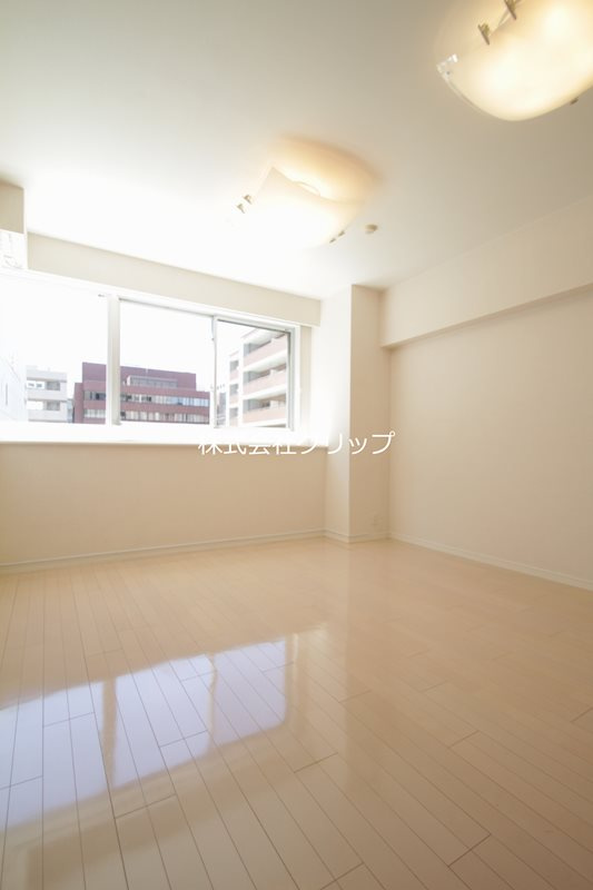 ルネ・ブランシュ横浜海岸通りの居間・リビング