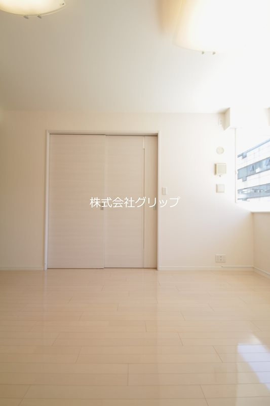 ルネ・ブランシュ横浜海岸通りの居間・リビング