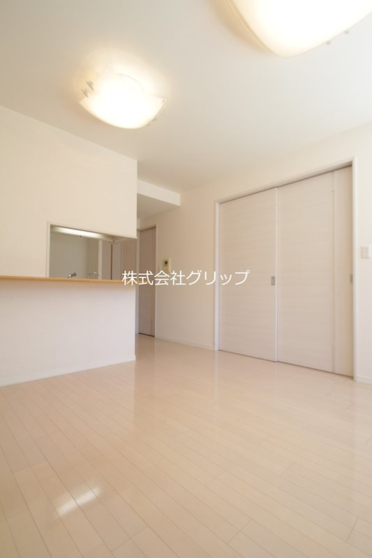 ルネ・ブランシュ横浜海岸通りの居間・リビング