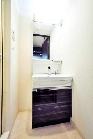 プレサンス立売堀パークシティの居間・リビング