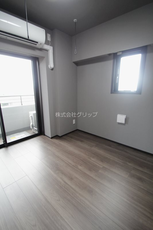 Le'a横濱阪東橋弐番館の洋室