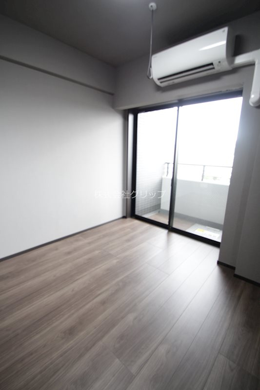 Le'a横濱阪東橋弐番館の洋室