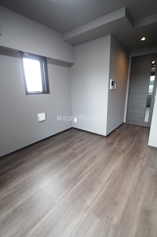 Le'a横濱阪東橋弐番館の洋室