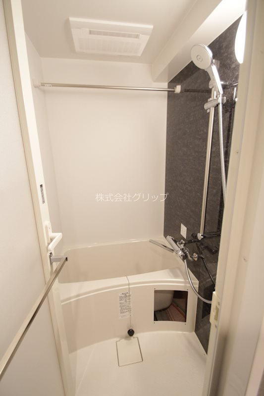 Le'a横濱阪東橋弐番館の浴室