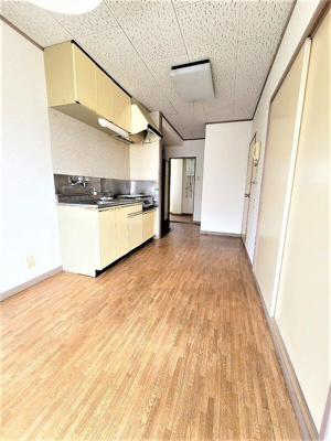 【キッチン】 | 篠崎マンション | キッチンでお料理をお楽しみください