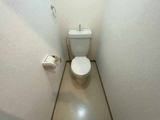 ウエストリバーBのトイレ