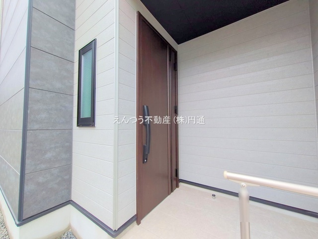 リガーレ清明山1期の玄関