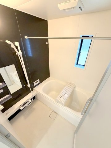 あきる野市野辺全３棟　新築分譲の浴室