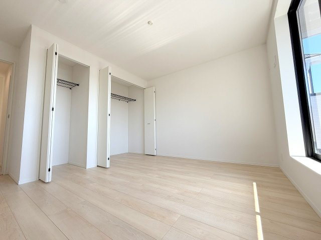 あきる野市野辺全３棟　新築分譲の洋室