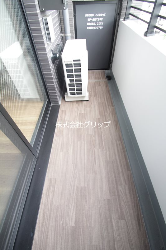 Le'a MARKS横濱参番館のバルコニー