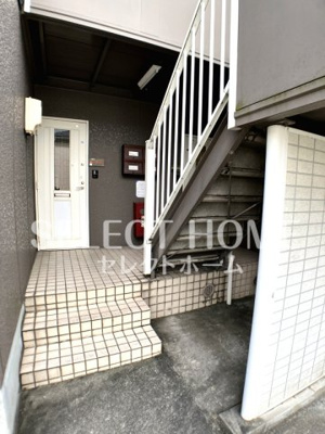 【エントランス】 | セジュールながねB | 毎日通るエントランスはこのようになっています