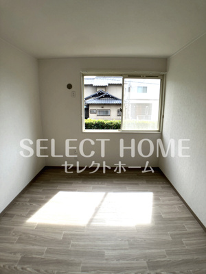 【寝室】 | セジュールながねB | 開放的な寝室です