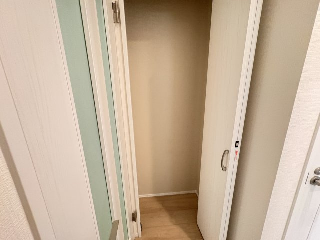 神戸市垂水区南多聞台３丁目新築戸建Ｂ号棟の収納