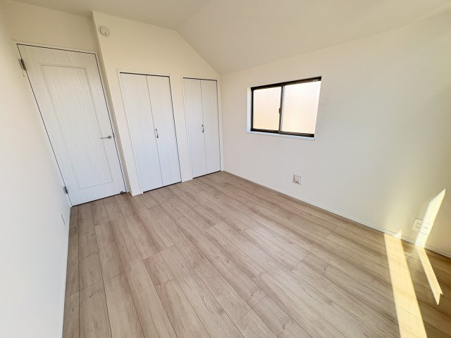 神戸市垂水区南多聞台３丁目新築戸建Ｂ号棟の洋室