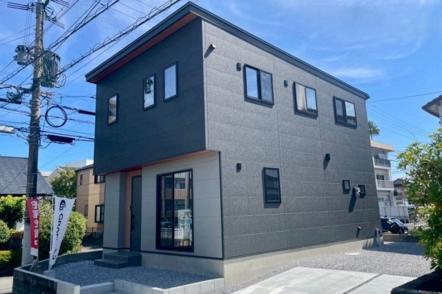 中西町　新築戸建の外観